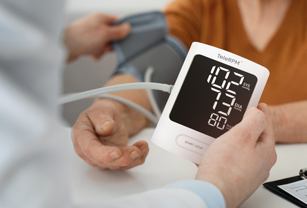 exploring-the-future-user-experience-and-design-innovations-in-4g-blood-pressure-monitors_01.jpg